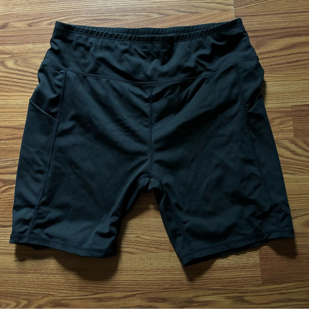 3X black shorts